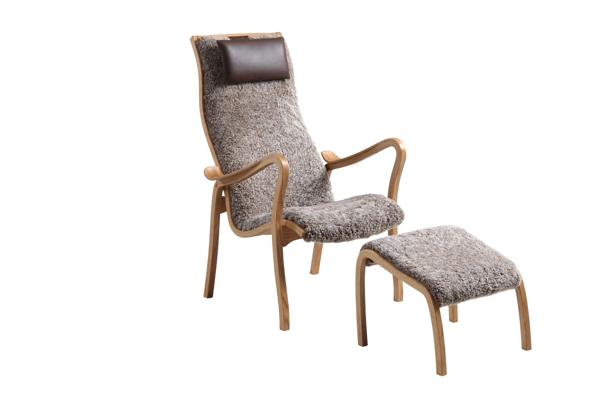 Kaptenen fåtölj med fotpall i fårskinn