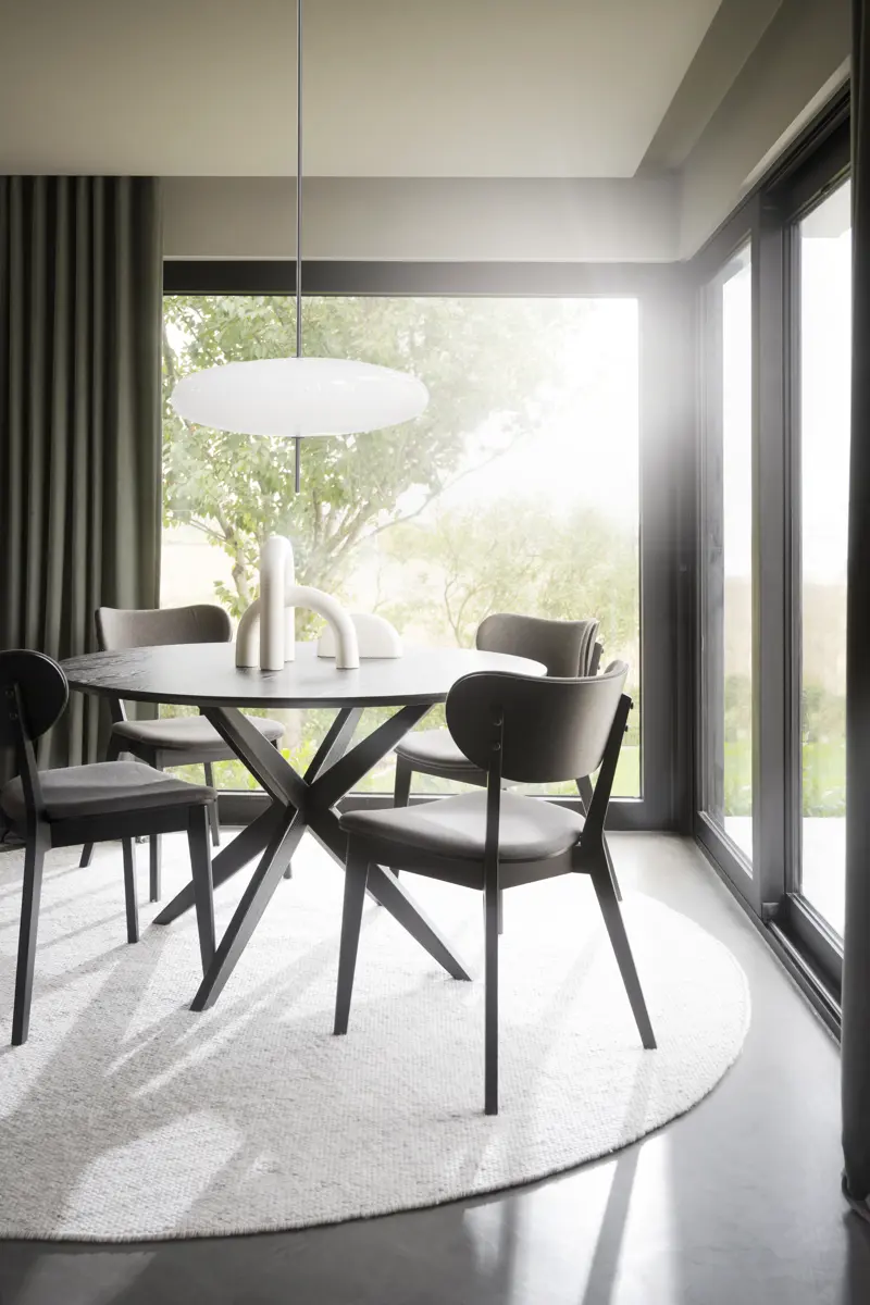 Calverton matbord svart - Bild 2